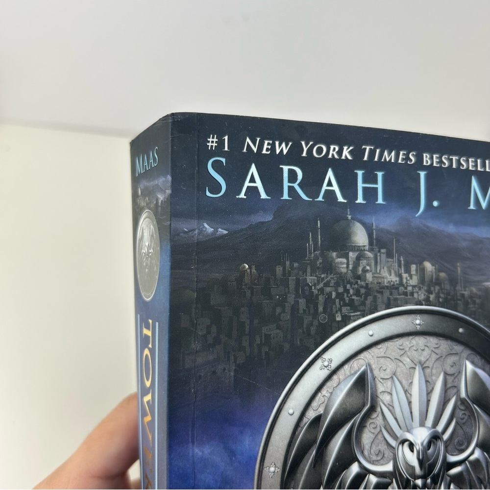 Tower of Dawn by Sarah J. Maas Throne of Glass - Picture 15 of 16